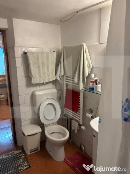 Casă cu 3 camere cu Teren 1400 Mp în Iratoșu