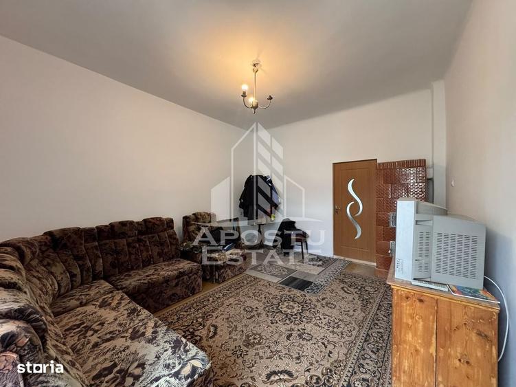 Apartament cu 4 camere decomandat în Bălcescu