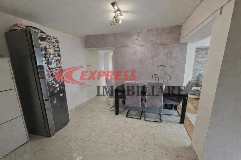 Apartament cu 3 camere decomandat în Dristor