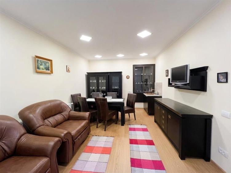 Casă cu 4 camere cu Teren 697 Mp în Oșorhei