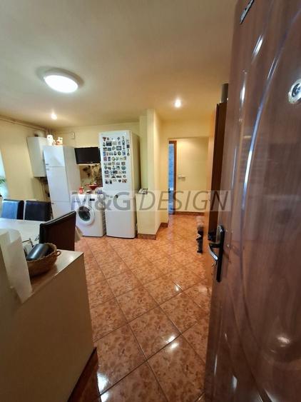Apartament cu 2 camere decomandat, mobilat în Aradului