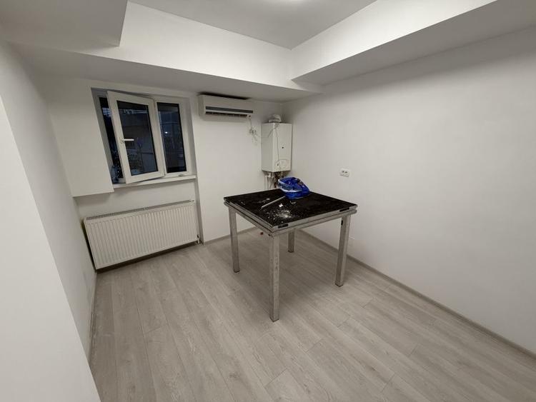 Apartament cu 3 camere în Universitate