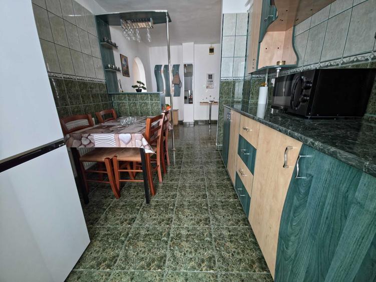 Apartament cu 2 camere decomandat în Steaua