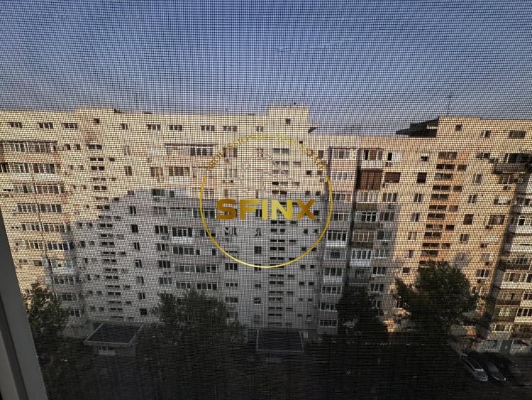 Apartament cu 3 camere decomandat în Decebal