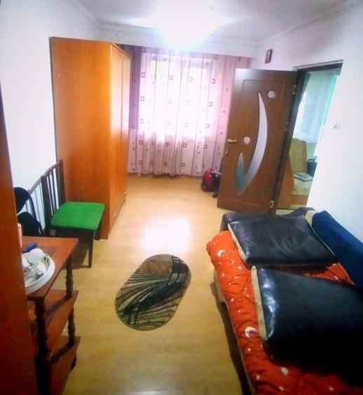 Apartament cu 2 camere decomandat în Trivale
