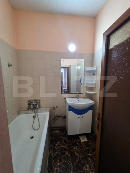 Apartament cu 2 camere decomandat, mobilat în Ultracentral