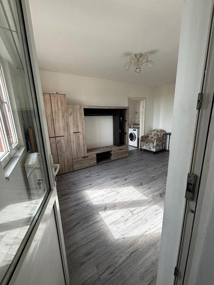 Apartament cu 2 camere semidecomandat în Alexandriei