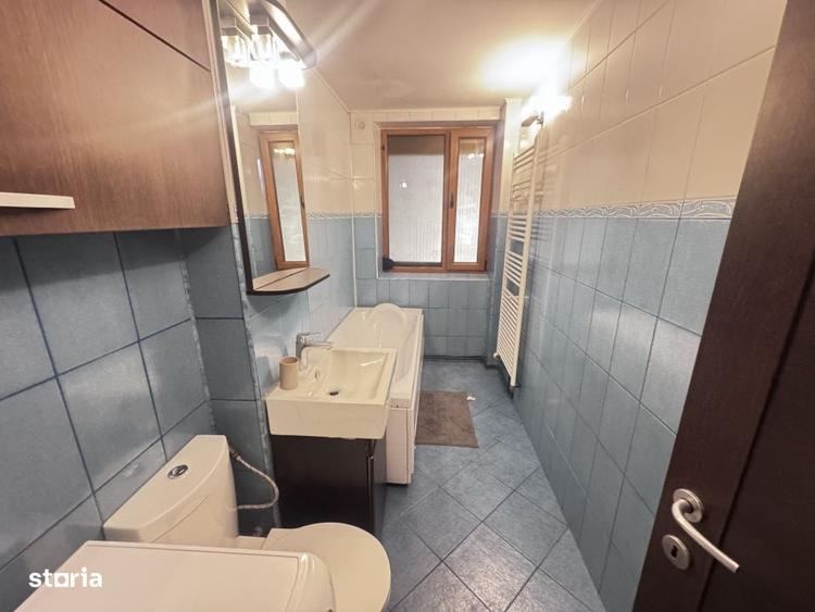 Apartament cu 3 camere decomandat în Cornișa