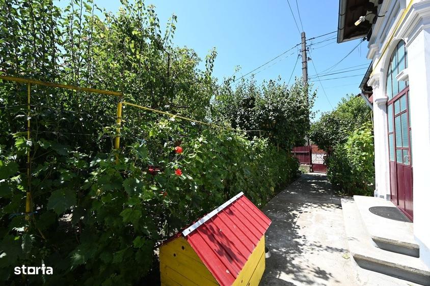 Casă cu 3 camere în Tăbăcari