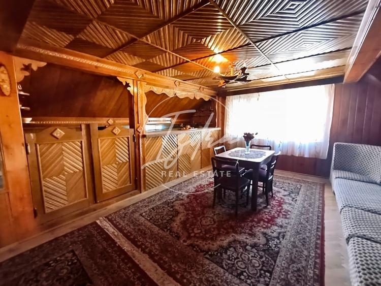 Casă individuală cu 6 camere cu Canalizare în Tălmaciu