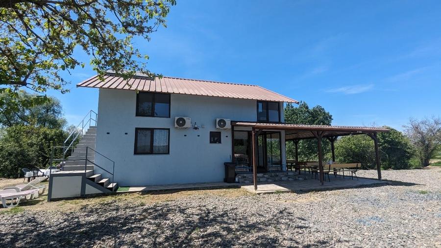 Casă individuală cu 3 camere cu Teren 184 Mp în Maliuc