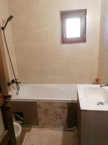 Casă cu 3 camere în Central