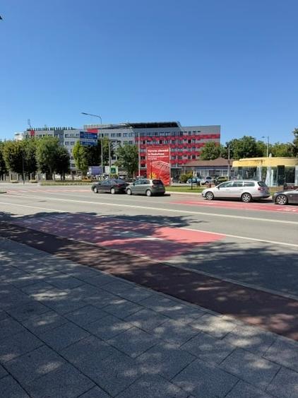 Spațiu comercial, de 70 mp, în Calea Moldovei