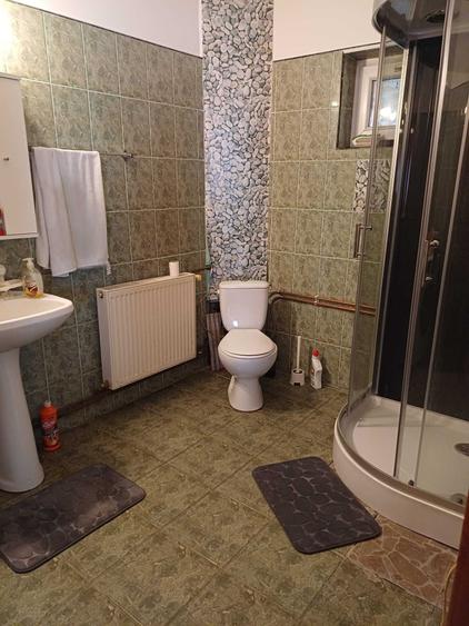 Casă cu 4 camere în Ulmi