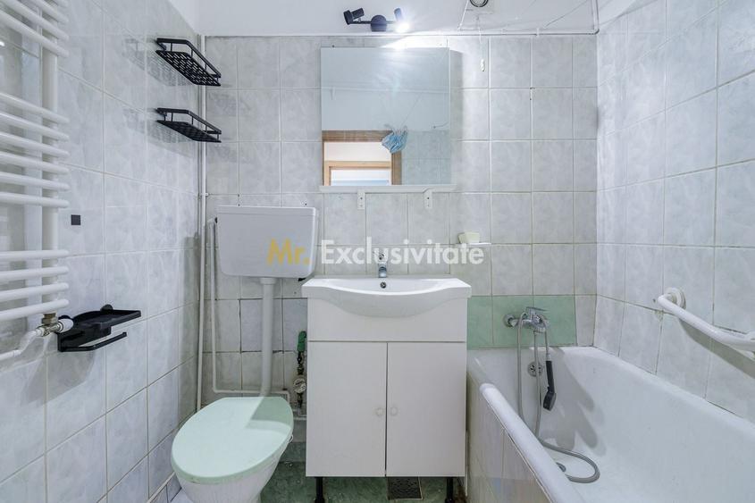 Apartament cu 3 camere decomandat în Drumul Taberei
