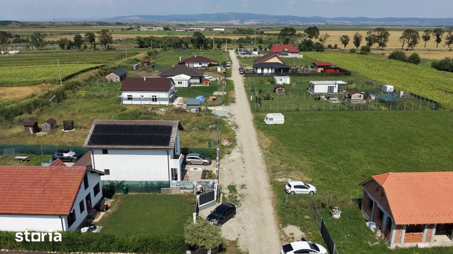 CASA PE PARTER DE VANZARE IN HALCHIU TEREN 680 MP - 4