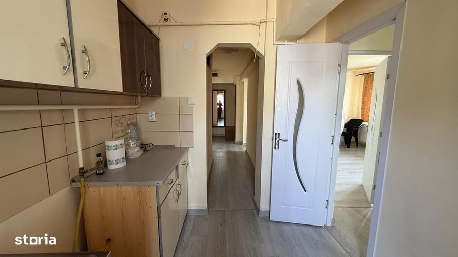 Apartament cu 3 camere decomandat în Ultracentral