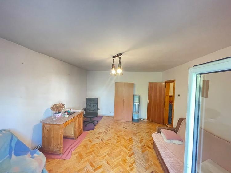 Apartament cu 3 camere decomandat în Mănăștur