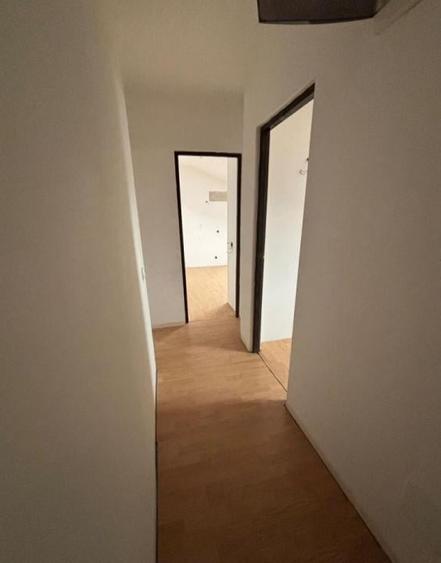 Apartament cu 5 camere, scara interioara, 4 bai, finisaje moderne - 6