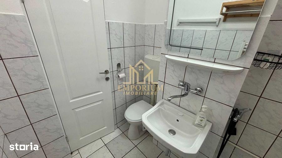 Apartament cu 2 camere decomandat în Gruia