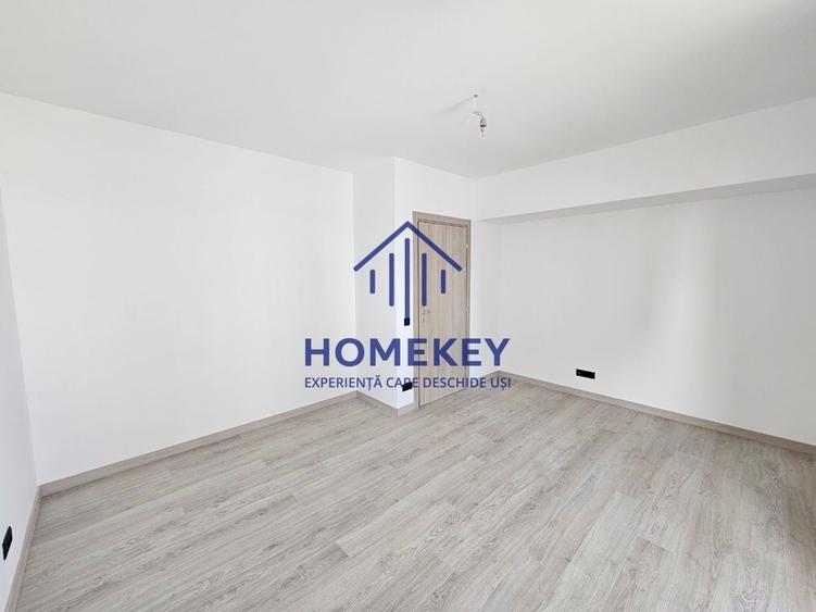 Apartament cu 3 camere decomandat în Dudești