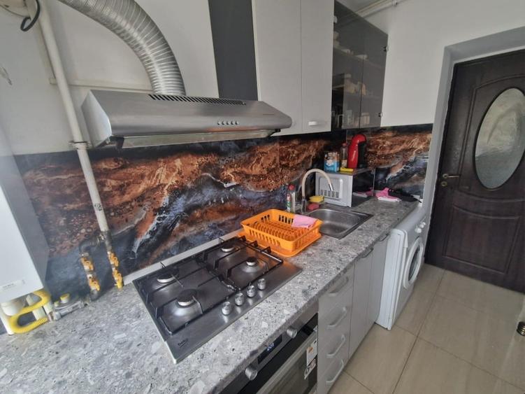Inchiriere apartament 3 camere Constanta - 9