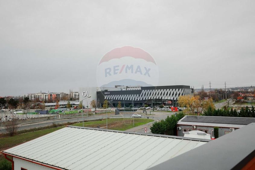 Birou, de 40 mp, în Nufărul