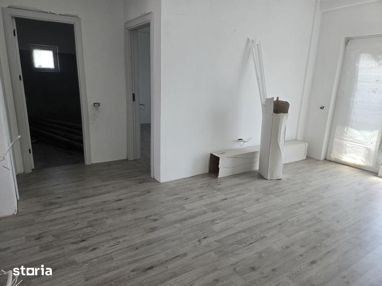 Casă cu 3 camere cu Teren 180 Mp în Central