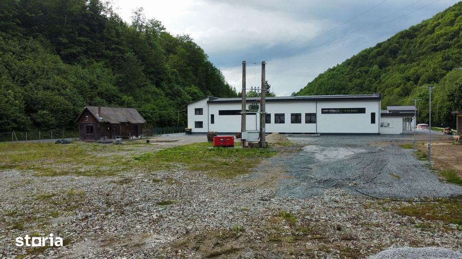 Spațiu comercial, de 10,000 mp, în Central