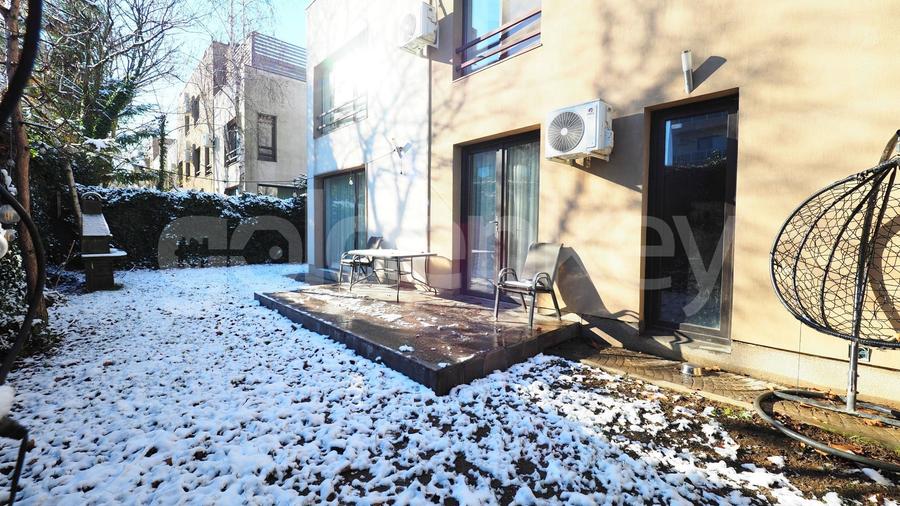 Duplex cu 5 camere cu Canalizare în Pipera