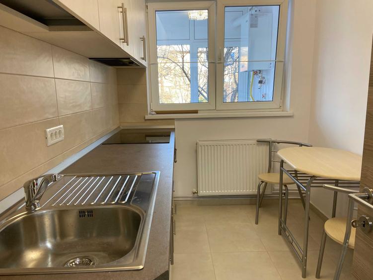 Apartament cu 2 camere decomandat în Ultracentral