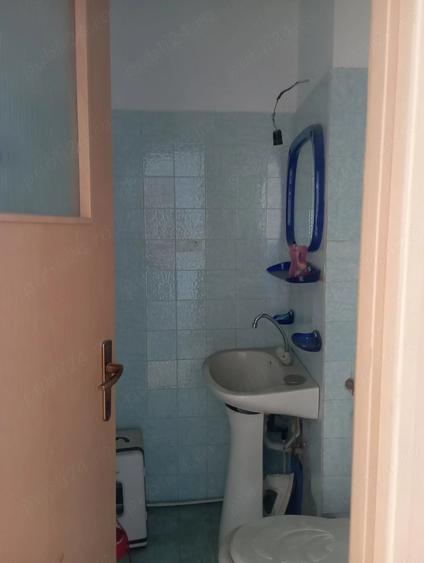 Apartament cu 3 camere decomandat în Dorobanți
