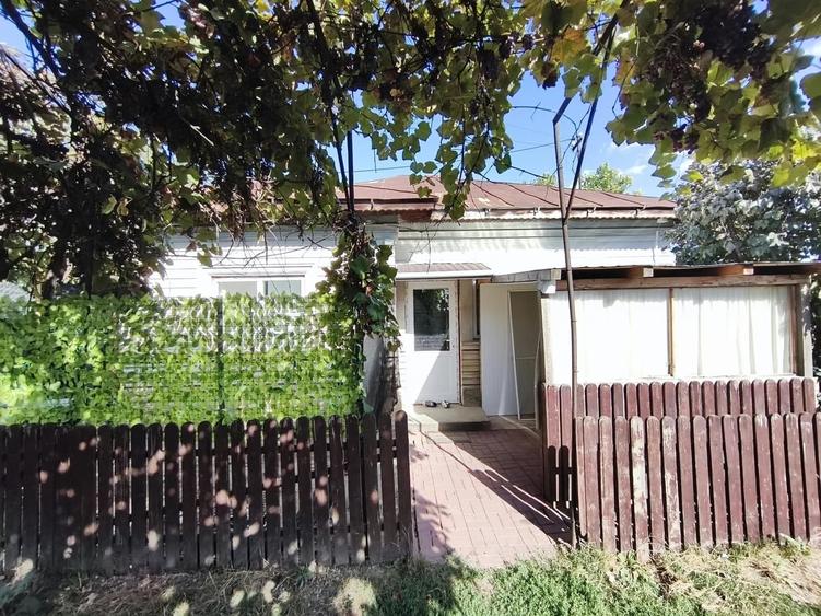 Casă cu 4 camere cu Teren 67 Mp în Central