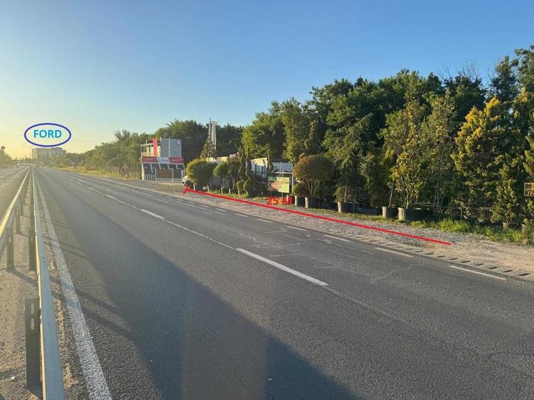 Spațiu comercial, de 1,000 mp, în Preajba