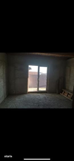 Casă cu 3 camere cu Teren 1000 Mp în Vetiș