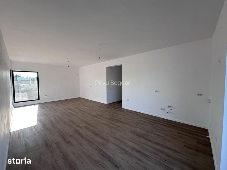Casa - Teghes - pompa caldura - panouri fotovoltaice - promotie