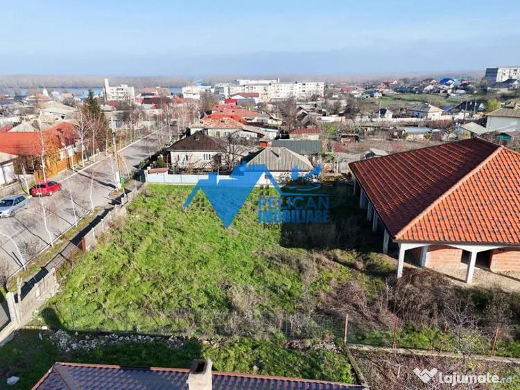 Casă cu 4 camere cu Teren 1376 Mp în Mahmudia
