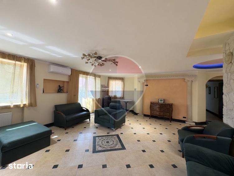 Casă cu 5 camere cu Teren 600 Mp în Ultracentral