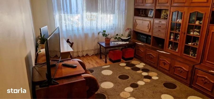 Apartament cu 2 camere decomandat în Km 5