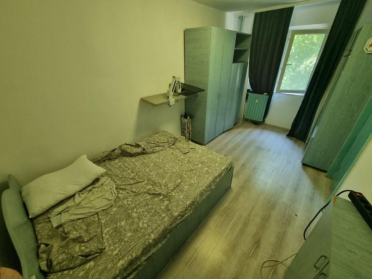 Apartament cu 2 camere semidecomandat, mobilat în Groapa