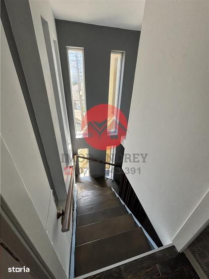 Casă cu 3 camere cu Teren 150 Mp în Central