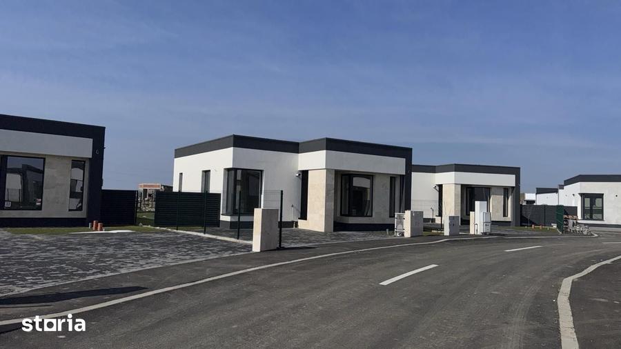 Casă cu 3 camere cu Teren 348 Mp în Berceni