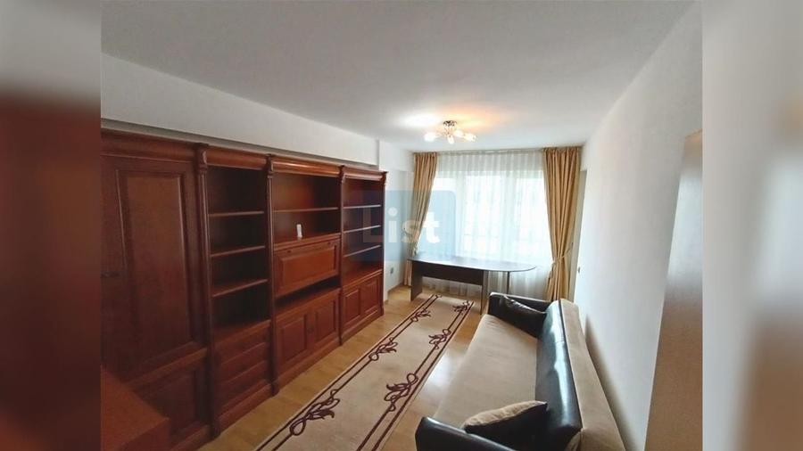 Apartament cu 3 camere semidecomandat, mobilat în Gheorgheni
