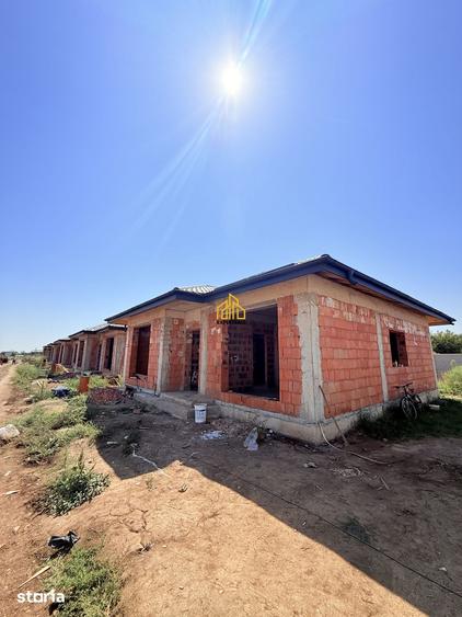 Casă cu 4 camere cu Teren 296 Mp în Central