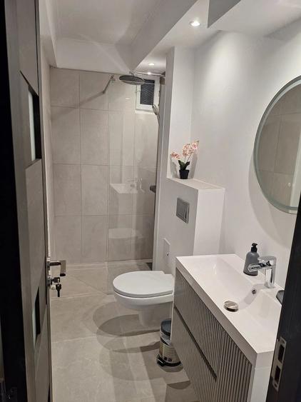 Spațiu comercial, de 62 mp, în Centrul Civic