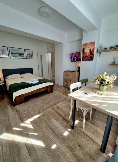 Apartament cu 2 camere semidecomandat în Ultracentral