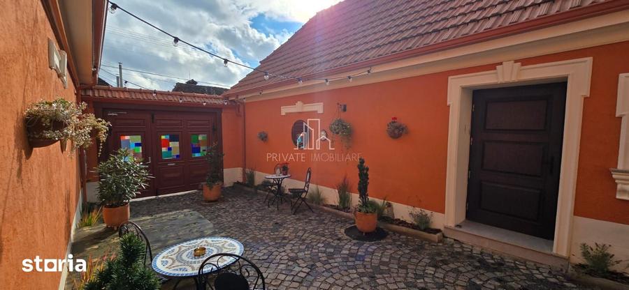 Casă cu 6 camere cu Teren 1314 Mp în Central