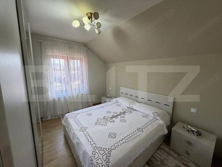 Casă cu 5 camere cu Teren 800 Mp în Surduc