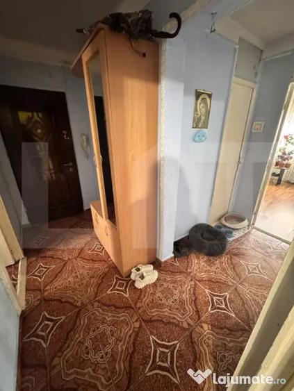 Apartament cu 3 camere decomandat în Central