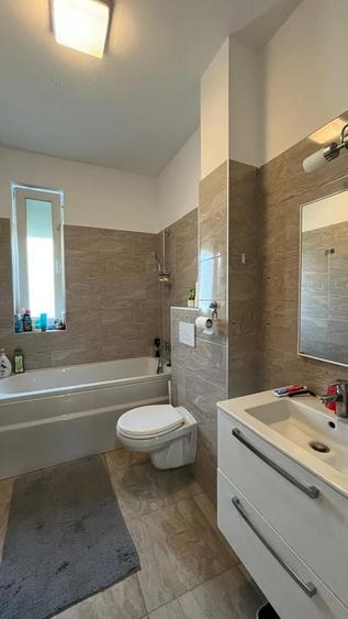 Apartament cu 2 camere semidecomandat în Giroc